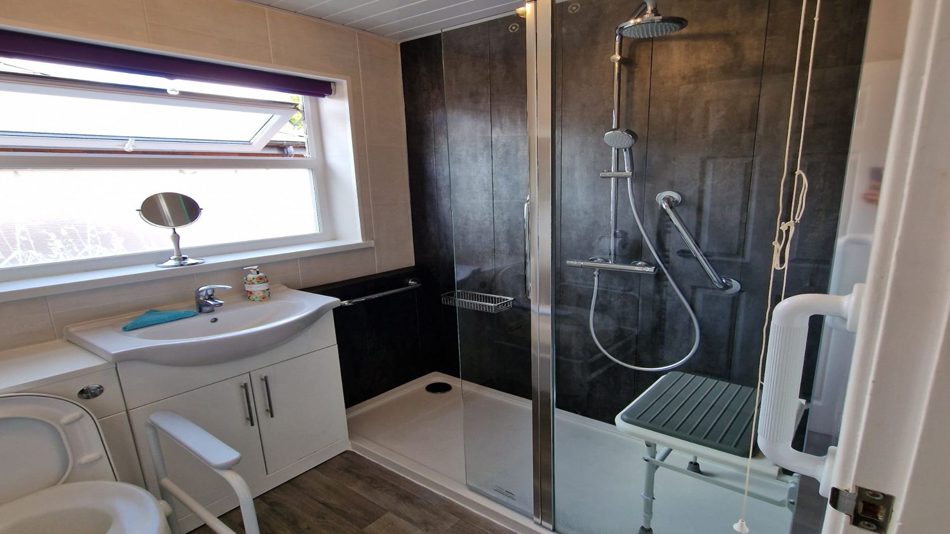 Bath Lift To Walk-In Shower Redcar